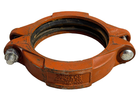 Reclaimed Gruvlok Figure 7000 6" flexible pipe coupling with EPDM gasket. 