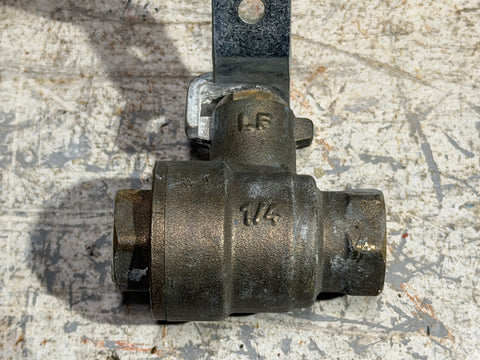 Good, used, .25", full port, threaded bronze ball valve. 