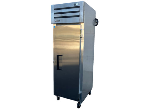 True Food Service Refrigerator